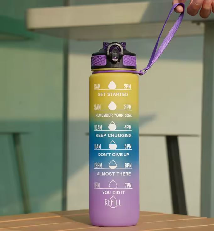 Gourde de sport graduée, avec paille - 1L